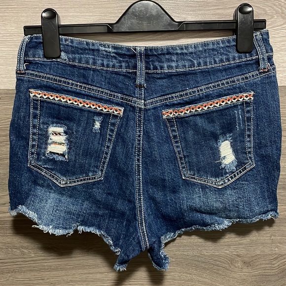 2 Pairs of denim shorts - Picture 3 of 8